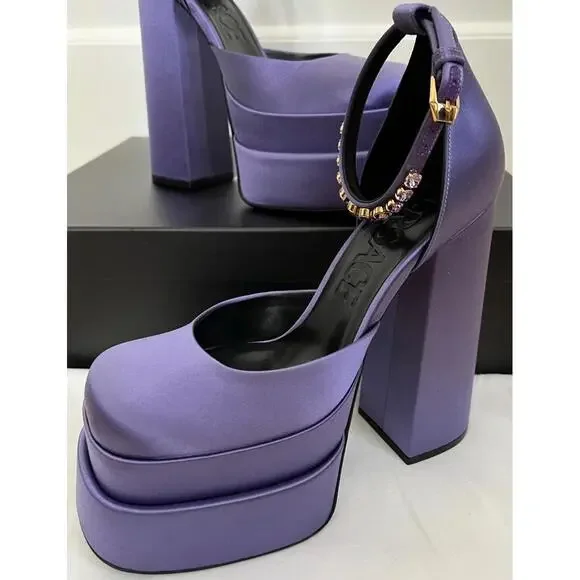 NIB Versace Medusa Aevitas Orchid Purple Satin Crystal Platform Pumps 40.5 $1575